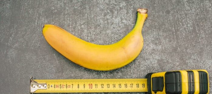 Muz örneğini kullanarak penis ölçümü